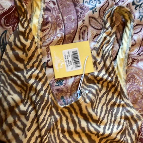 NWT Charlie holiday Effie one piece print swimsuit - Picture 6 of 8